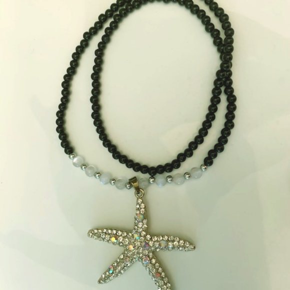 Starfish Crystal Necklace / Black Beads - Picture 1 of 3